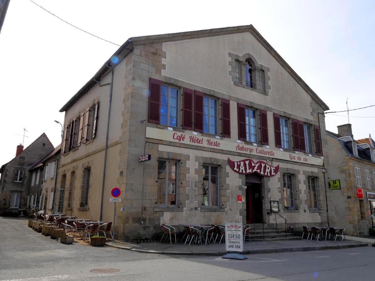 L'Alzire - Auberge Culturelle Jarnages Exterior foto